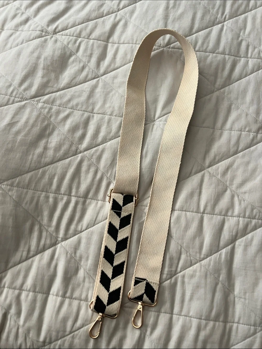 Canvas strap replacement chevron cream and black adjustable guitar strap